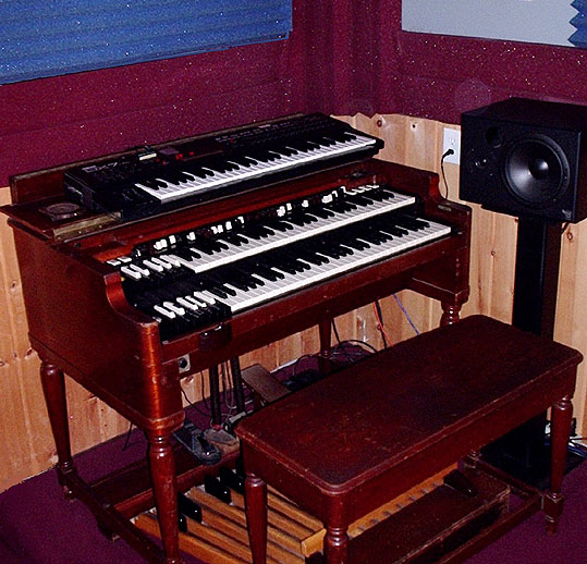 Hammond B3 organ